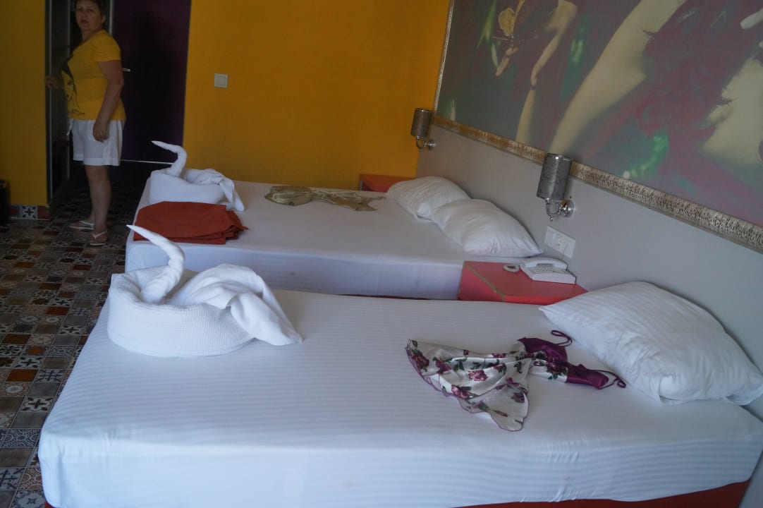 Фигурки Club Hotel Anjeliq