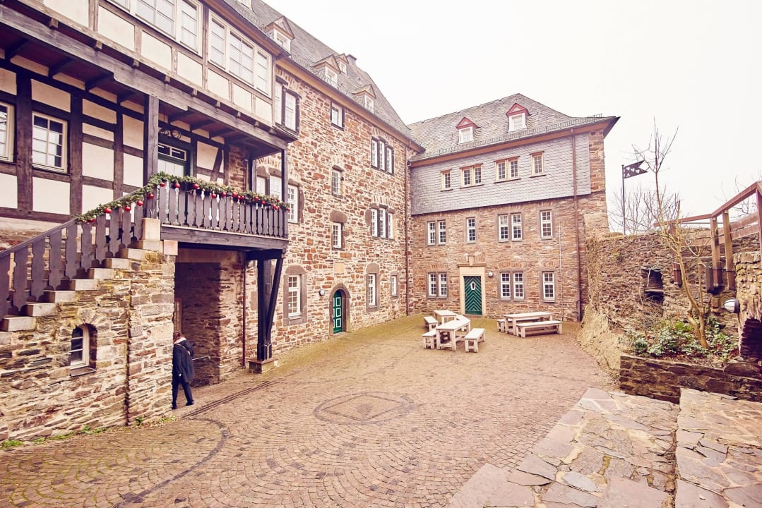 Außenansicht DJH Jugendherberge Freusburg