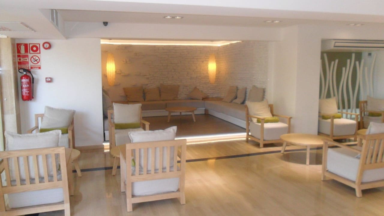 Reception Area Flamboyan Caribe Hotel & Spa