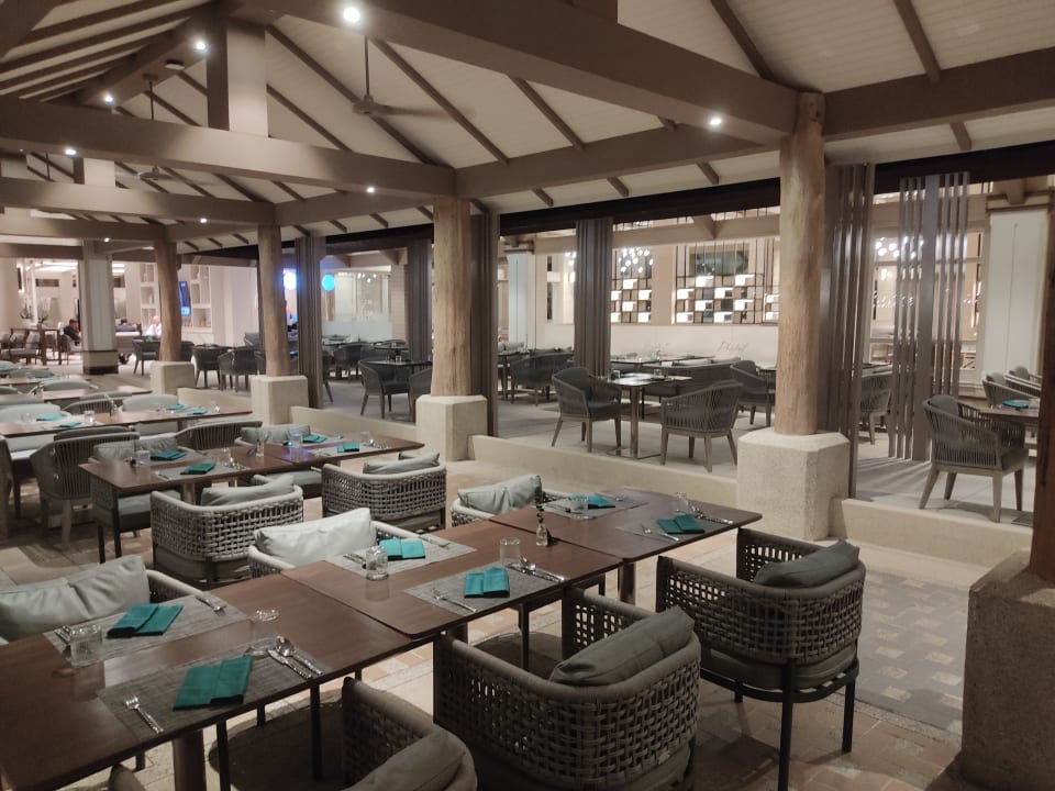 Gastro Courtyard by Marriott Phuket, Patong Beach Resort