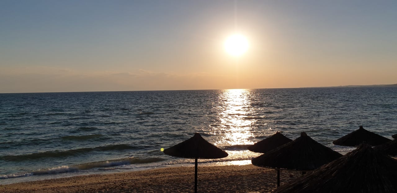 Strand Hotel Portes Beach