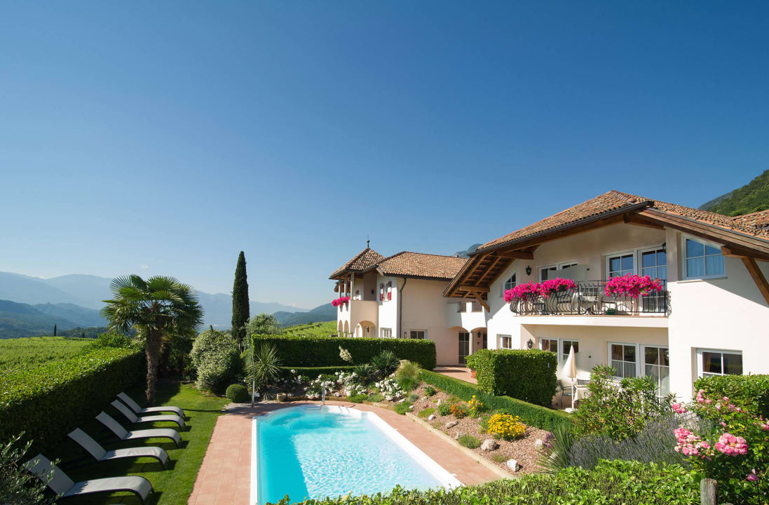 Der Gutshof Sinn in Kaltern Gutshof Sinn