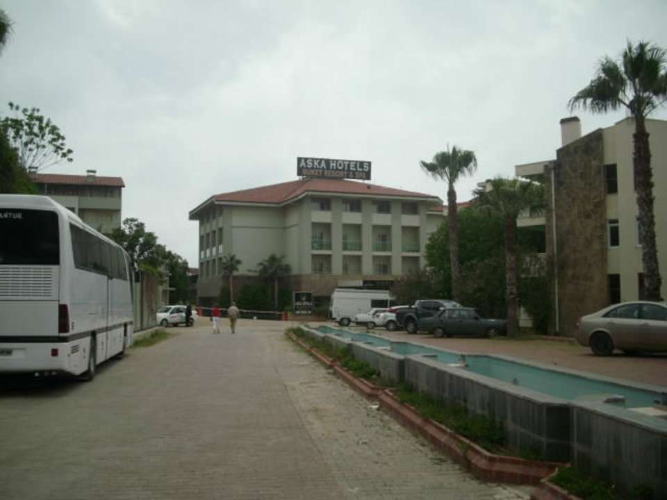 Rückweg vom Basar Sealife Buket Resort & Beach