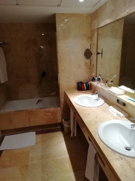 Zimmer Hotel Serrano Palace