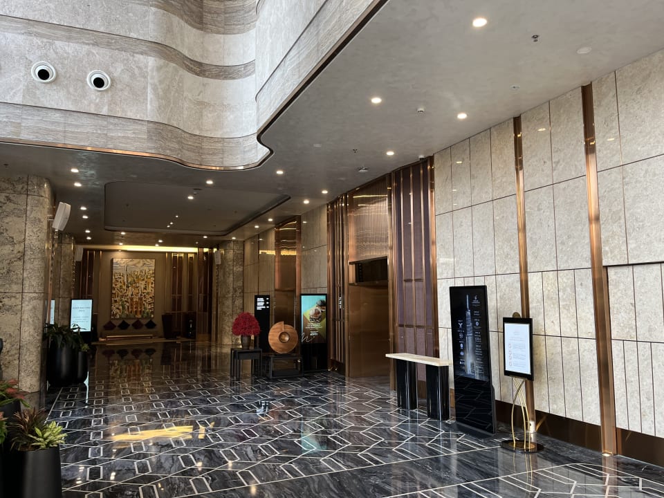 Lobby Vinpearl Landmark 81, Autograph Collection