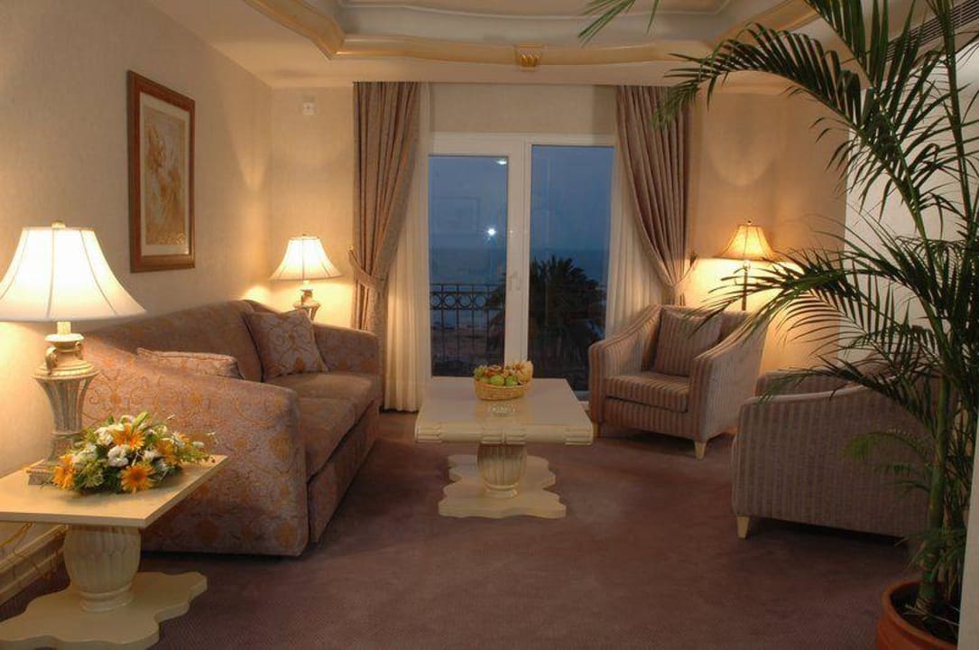 Room Rocks Hotel & Casino