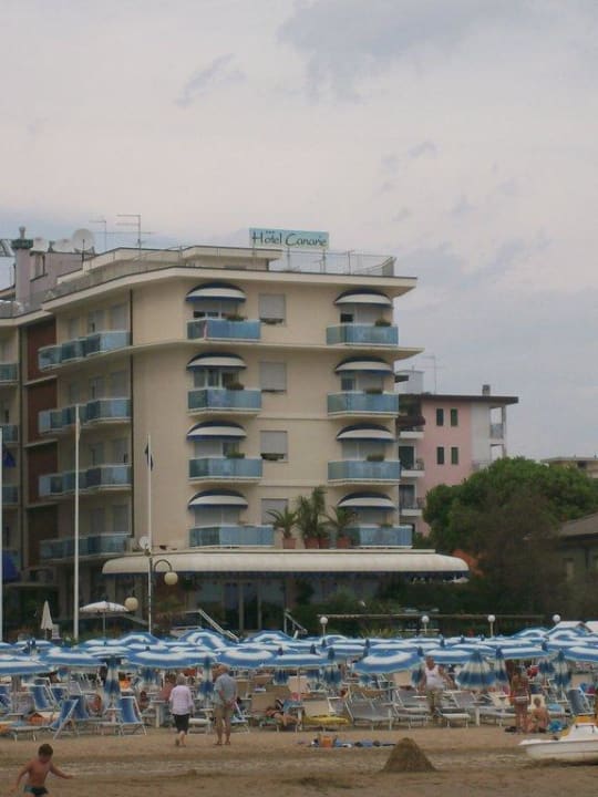 Strand vom Steg aus gesehen Hotel Canarie