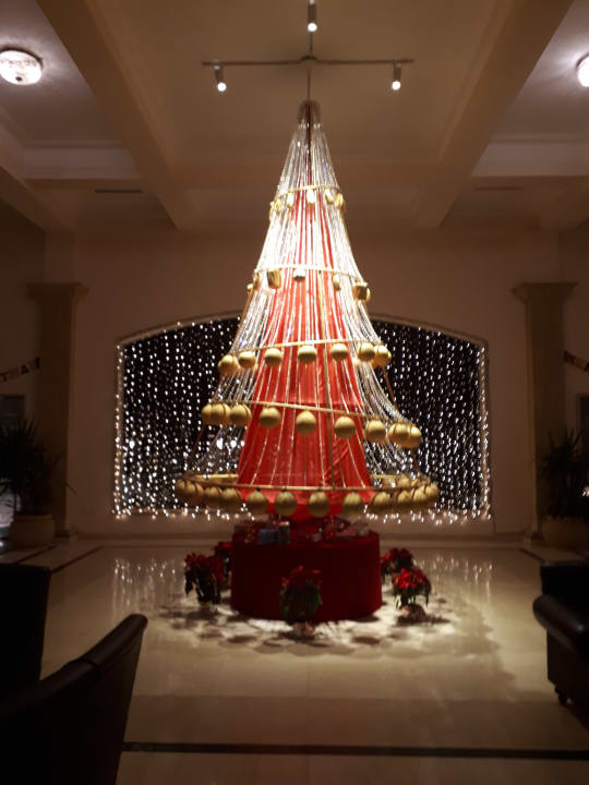 Lobby Brayka Bay Resort