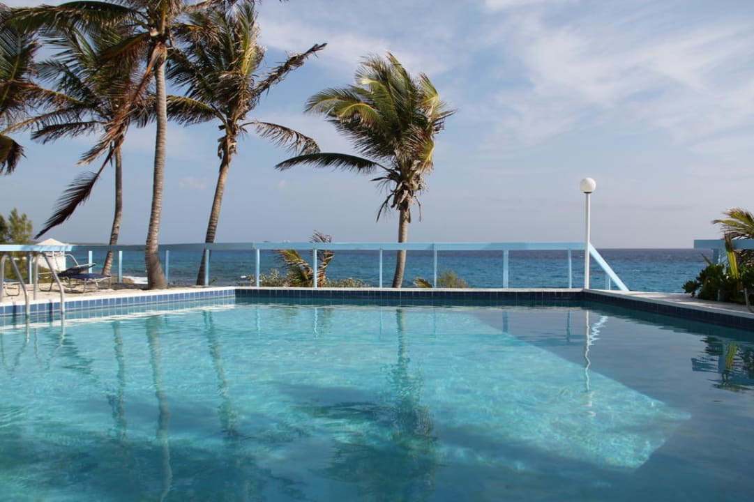 Eine der vier Pools Hotel Stella Maris Resort