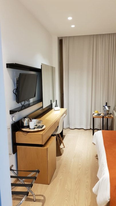 Zimmer Crystal Springs Beach Hotel