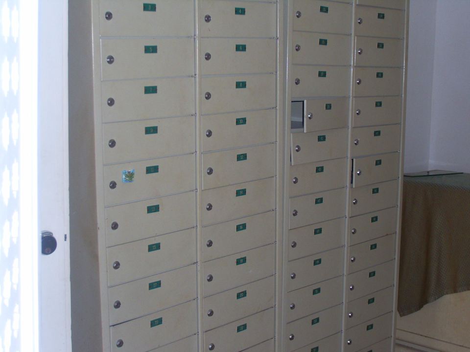 Safes vom Hotel (ähneln Briefkästen) Alassio Hotel and Thalasso