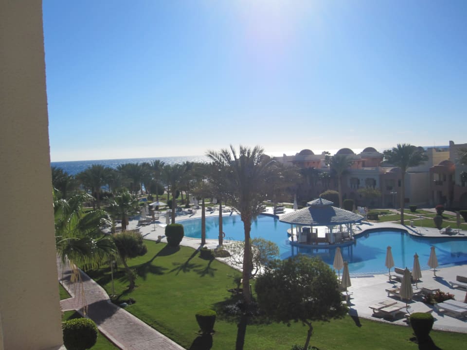 Pool Serenity Alpha Beach