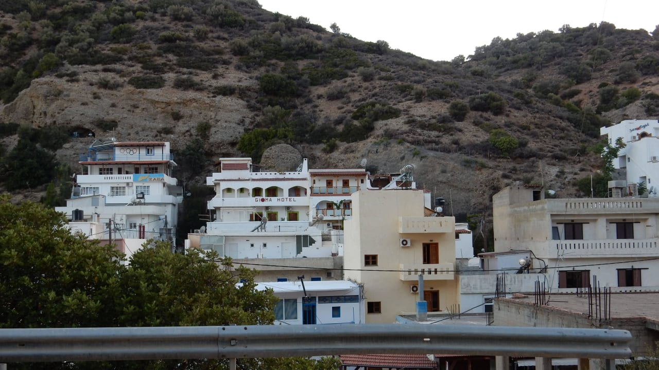 Von vorne Hotel Gioma