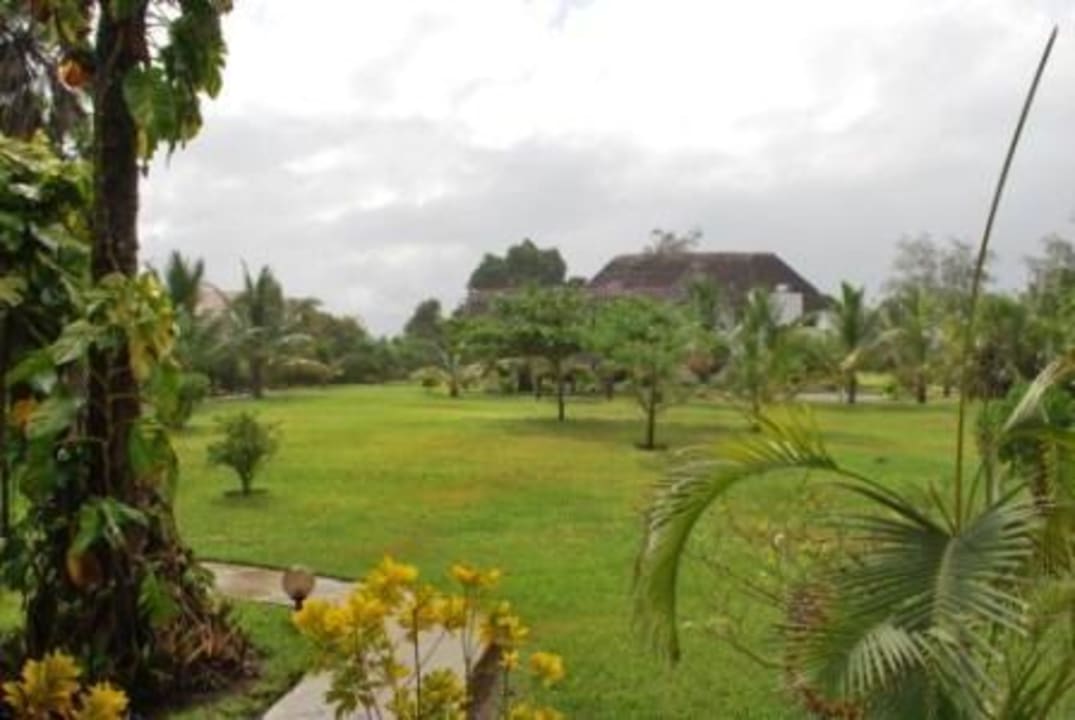 Unser Bungalow Hotel Karibuni Rafiki Beach Resort
