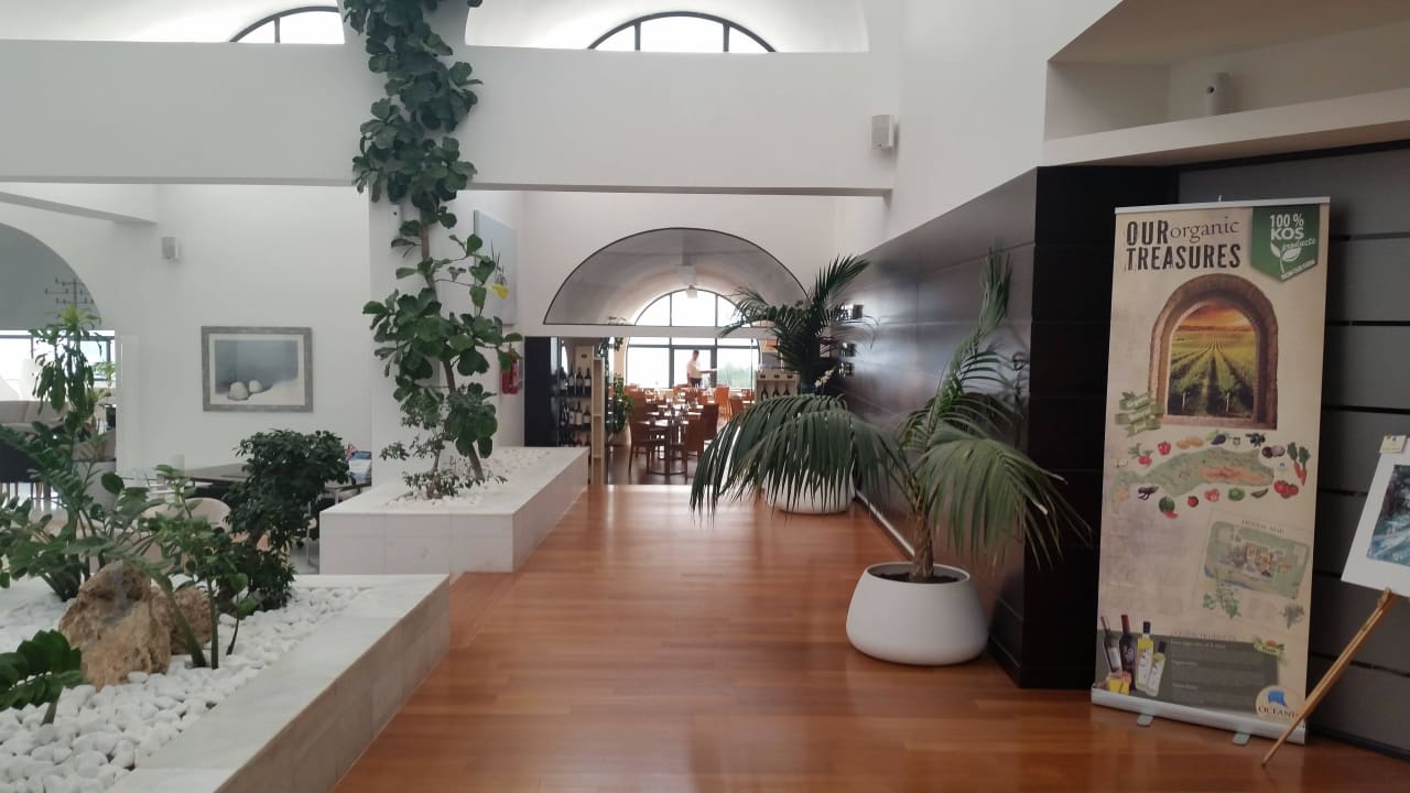 Blick zum Restaurant TUI BLUE Oceanis Beach and Spa Resort