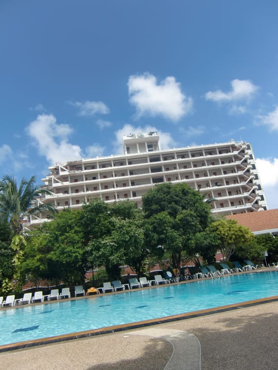 Zweite Poolanlage Patong Resort
