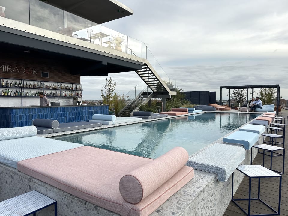 Pool 21 House of Stories Navigli