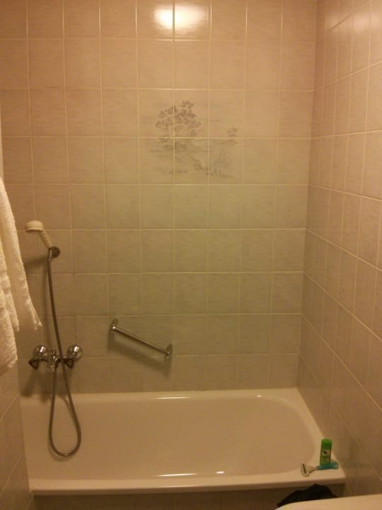 Keine richtige Duschmöglichkeit beim Krutzler Genussgasthof & Hotel