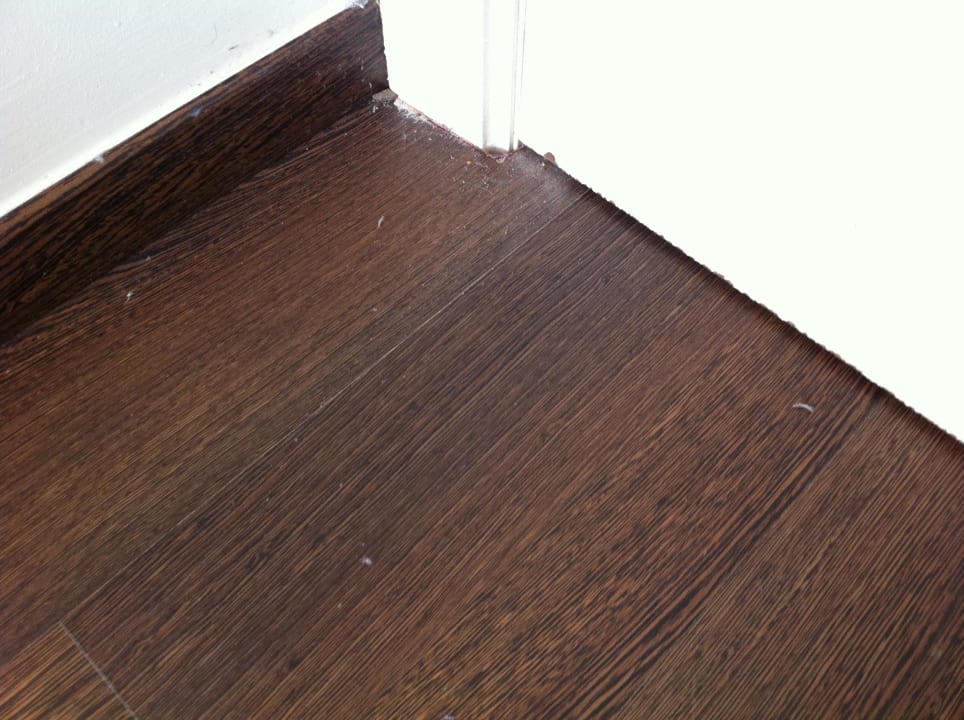 Schmutz! Hotel Ambassadeur