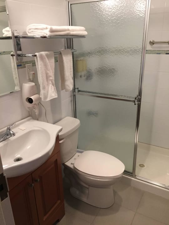 Badezimmer LIC Hotel