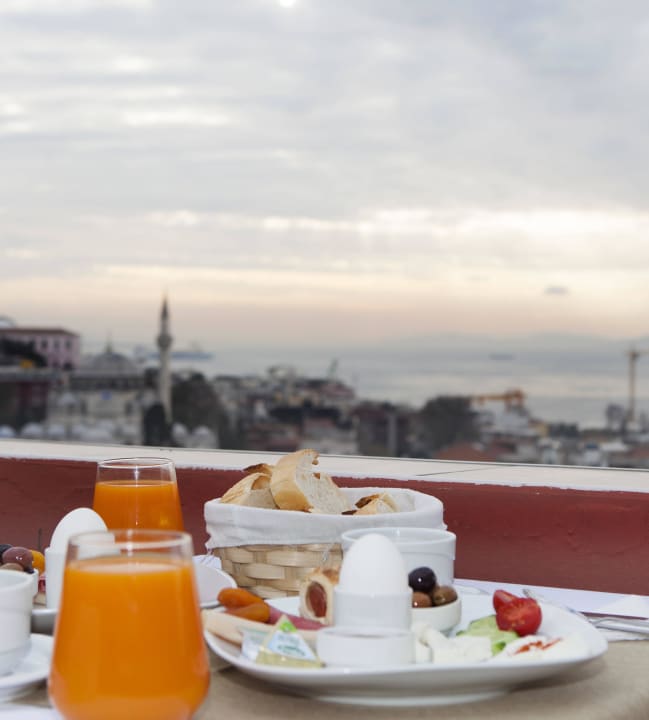 Terace Hotel Sunlight