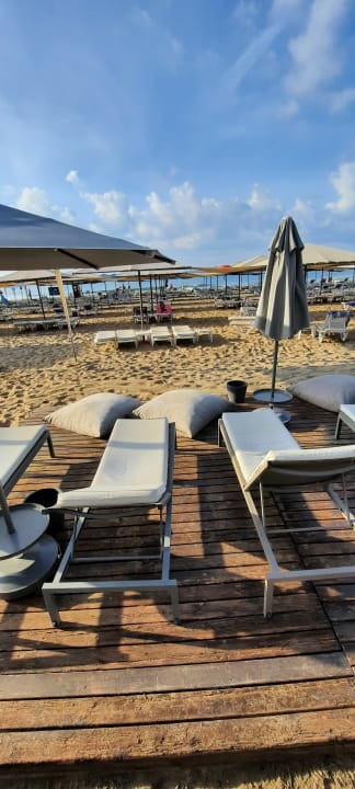 Strand Miramare Queen Hotel