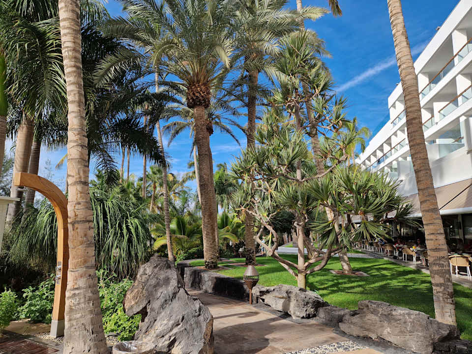 Gartenanlage Hotel Fariones