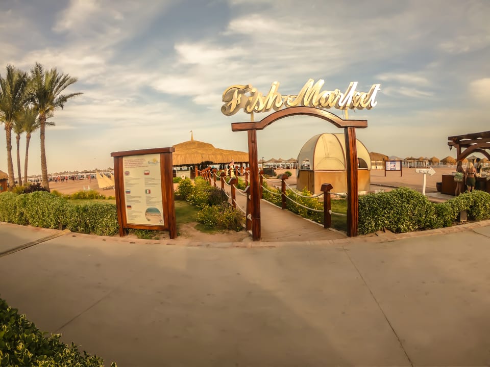 Gastro Regency Plaza Aqua Park & Spa