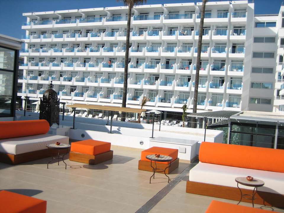 Blick aufs Hotel Iberostar Waves Bahia de Palma