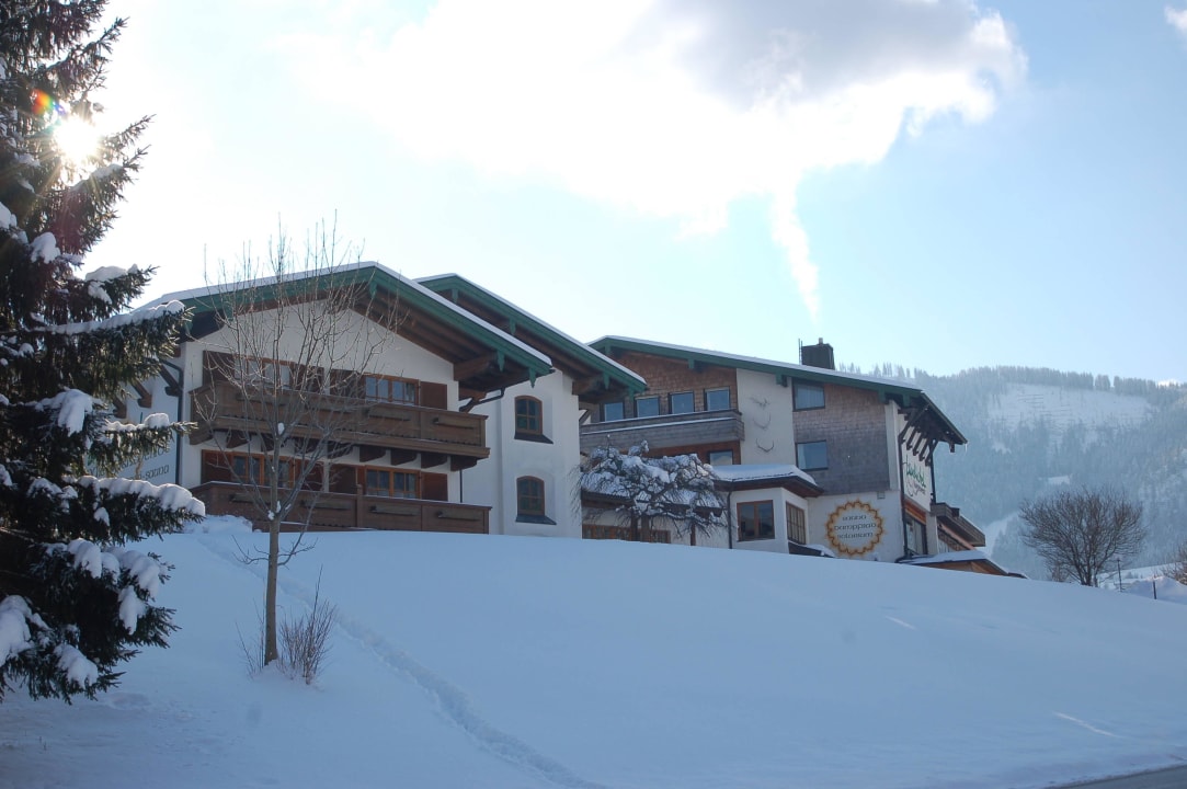 Winteransicht Landhotel Maiergschwendt