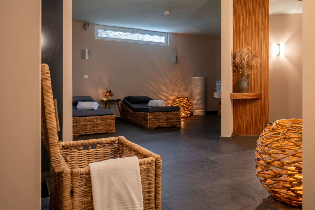Sport & Freizeit Hotel UTO KULM car-free hideaway in Zurich