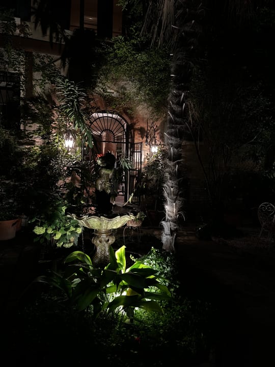 Gartenanlage Hotel Pensione La Calcina