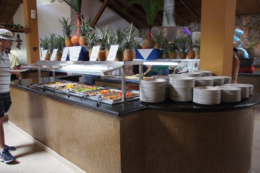 Jeden Abend gab es ein anderes Motto Wyndham Alltra Samana