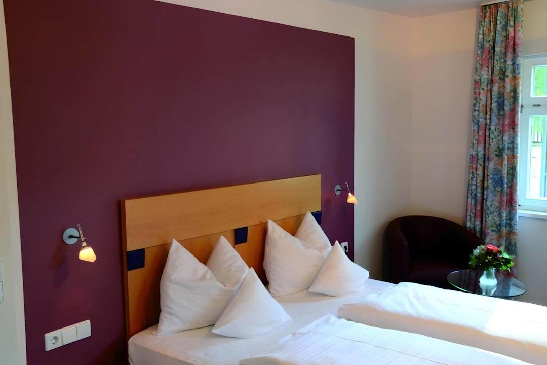 Zimmer Aspire Kronprinz, Trademark Collection by Wyndham