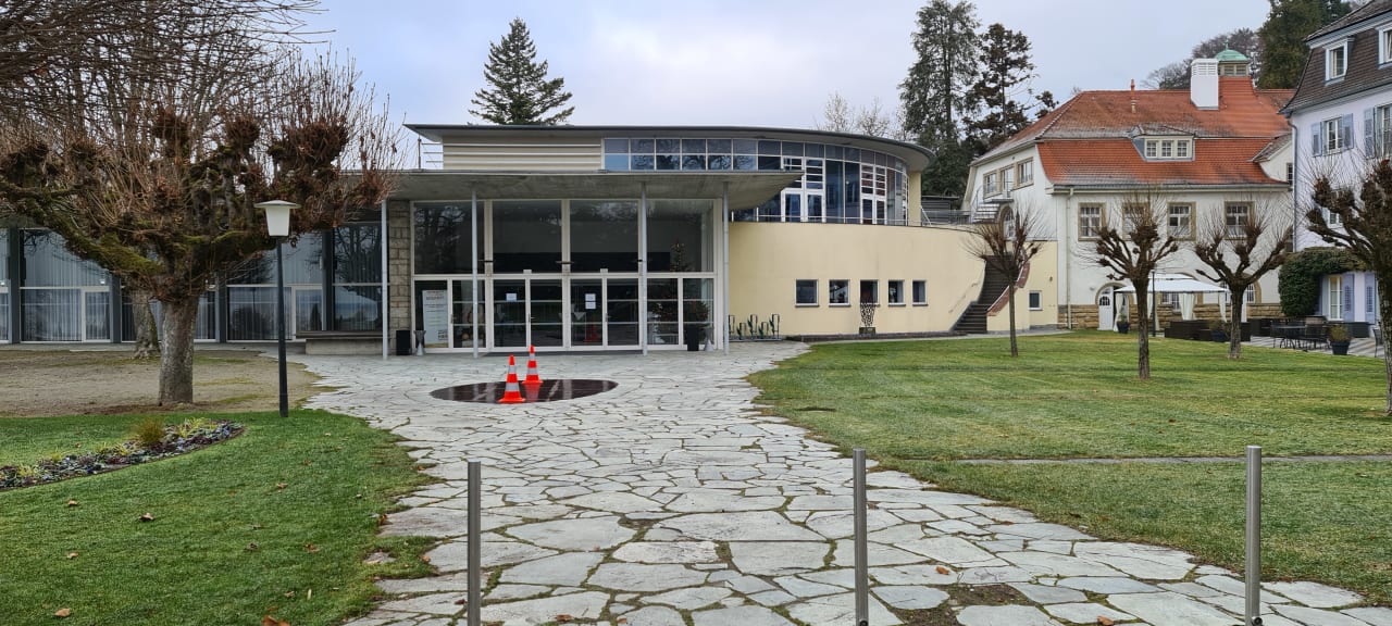 Außenansicht Bad-Hotel mit Villa Seeburg