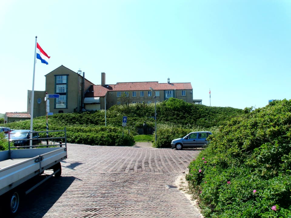 Von aussen Hotel Nassau Bergen