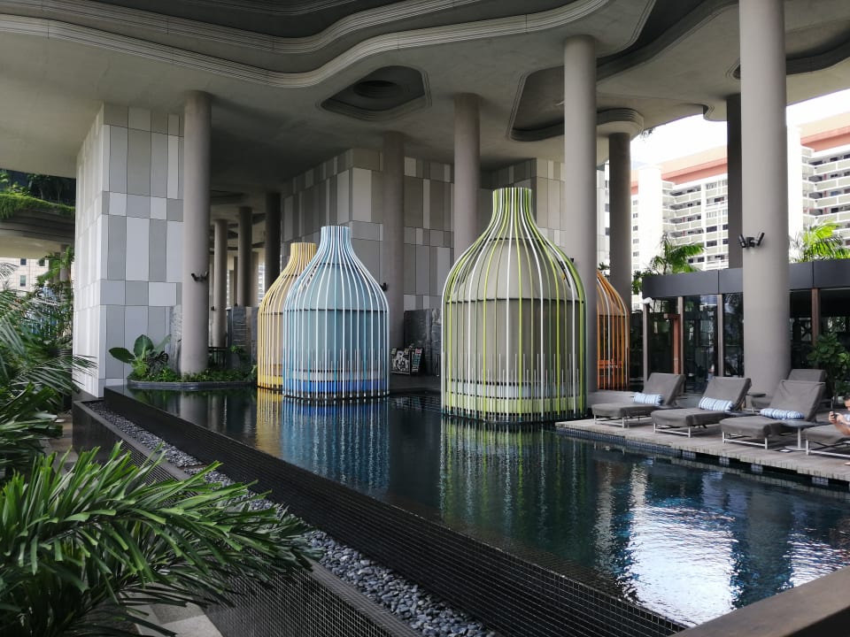 Pool Parkroyal on Pickering