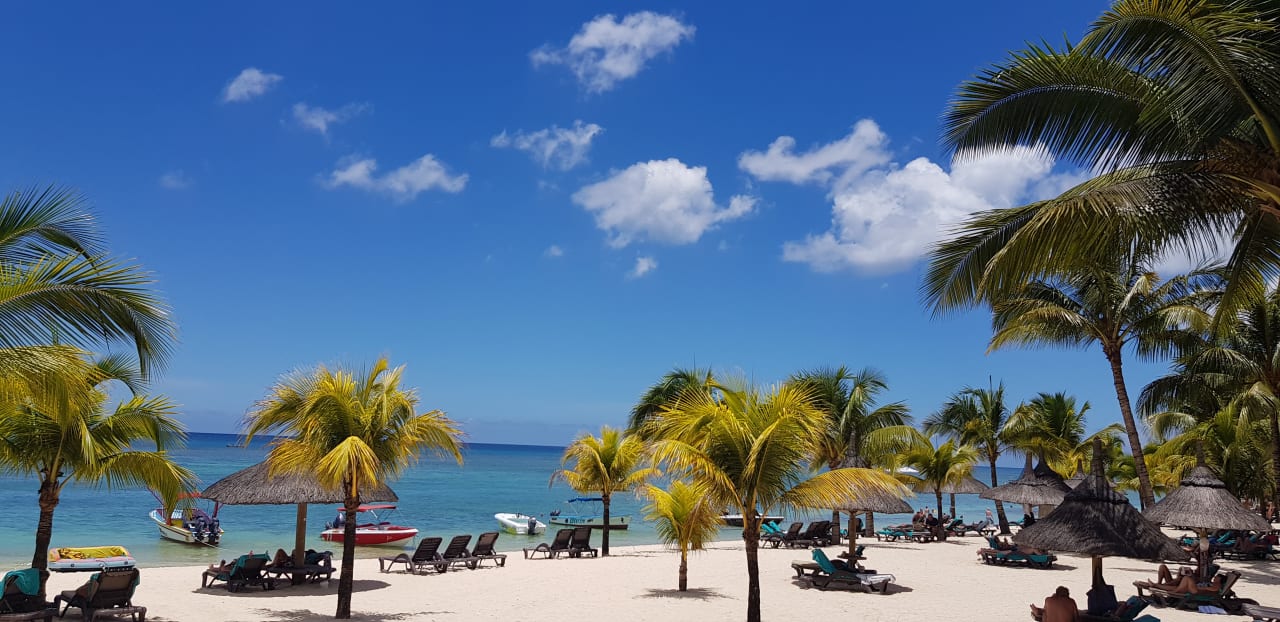 Strand Victoria Beachcomber Resort & Spa