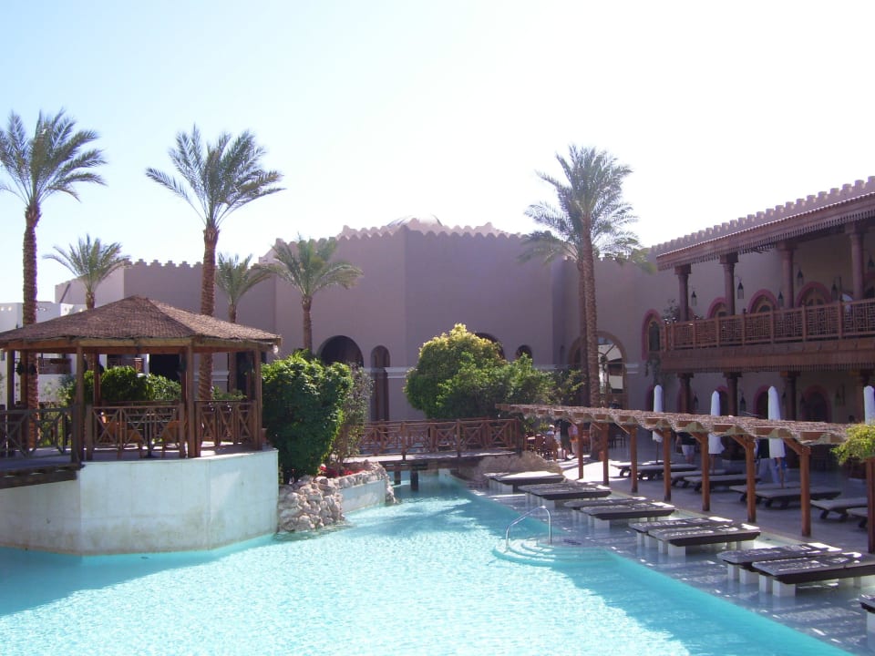 Wunderschöne Poolanlage Ghazala Gardens