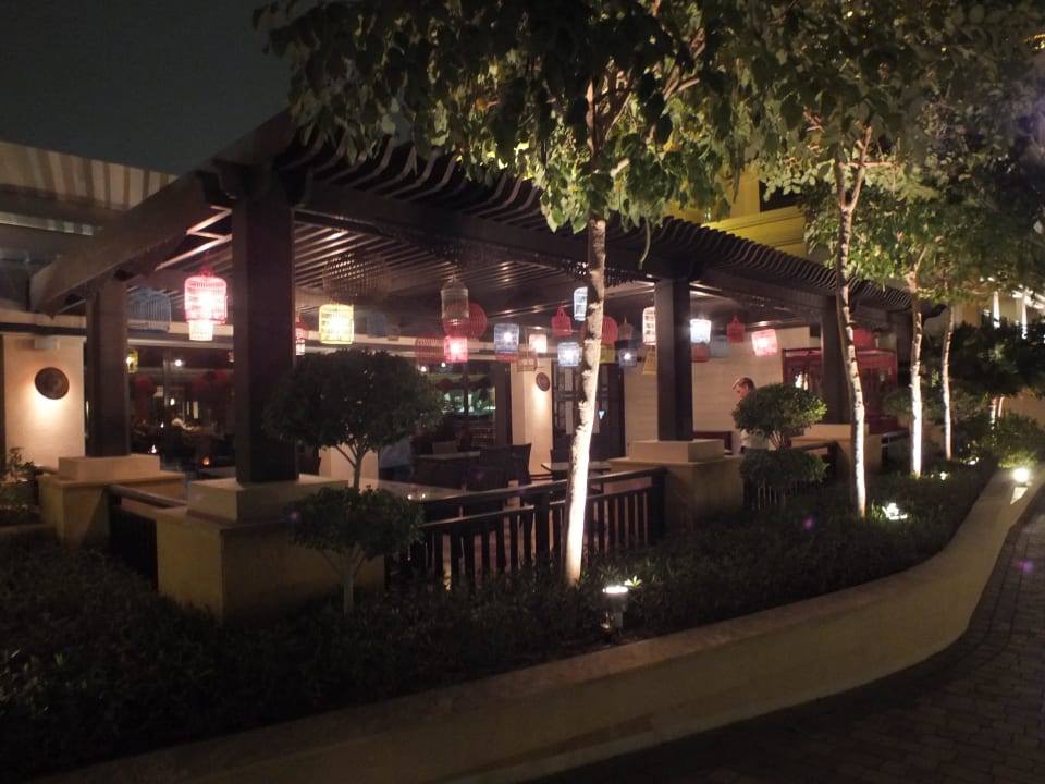 Mekong restaurant Anantara The Palm Dubai Resort