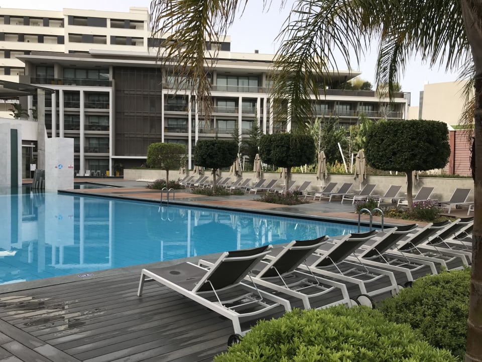 Pool The Sense Deluxe Hotel