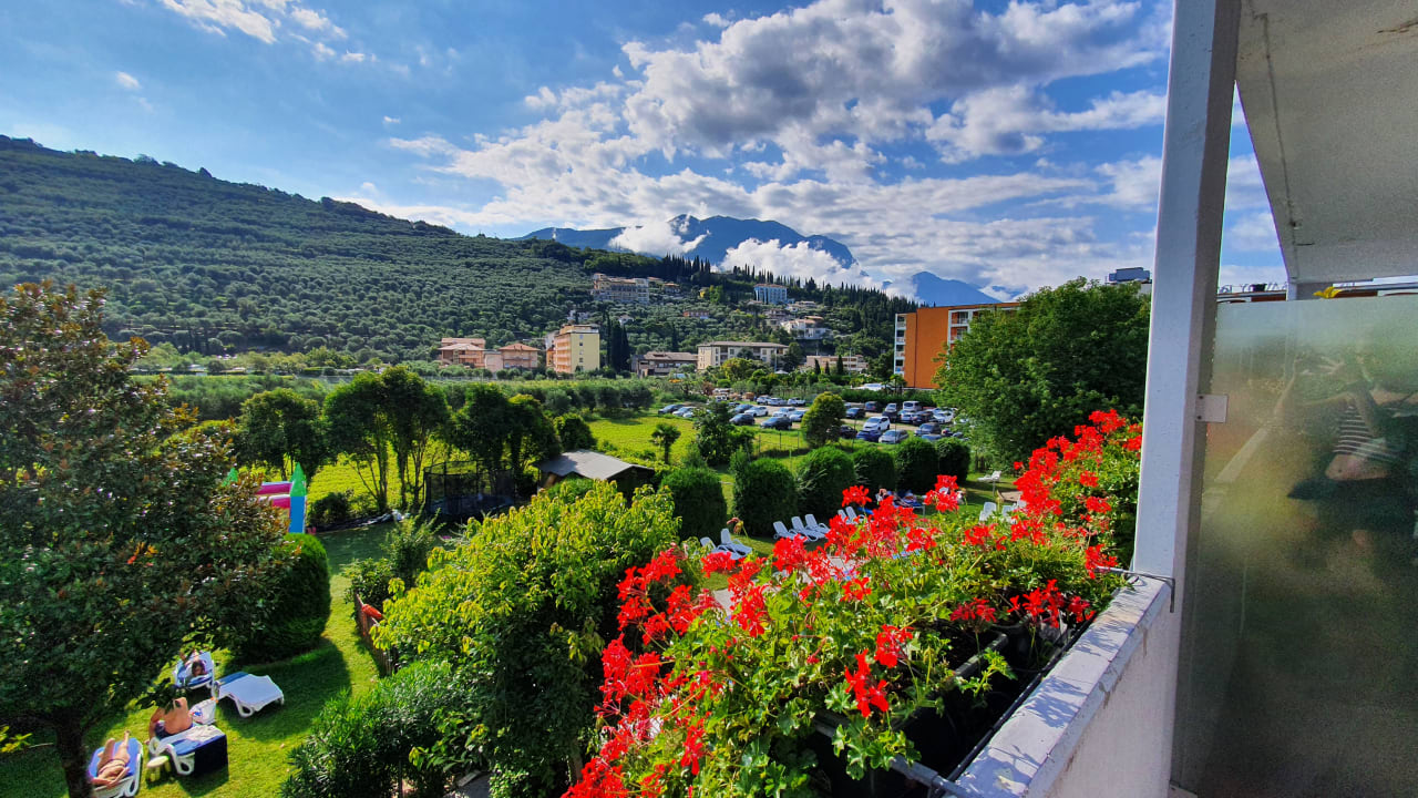 Ausblick Ambassador Suite Hotel