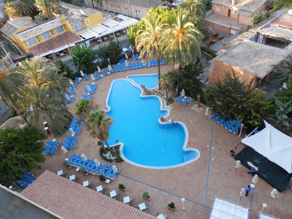 Poolanlage vom 8. Stock gesehen Valentin Reina Paguera