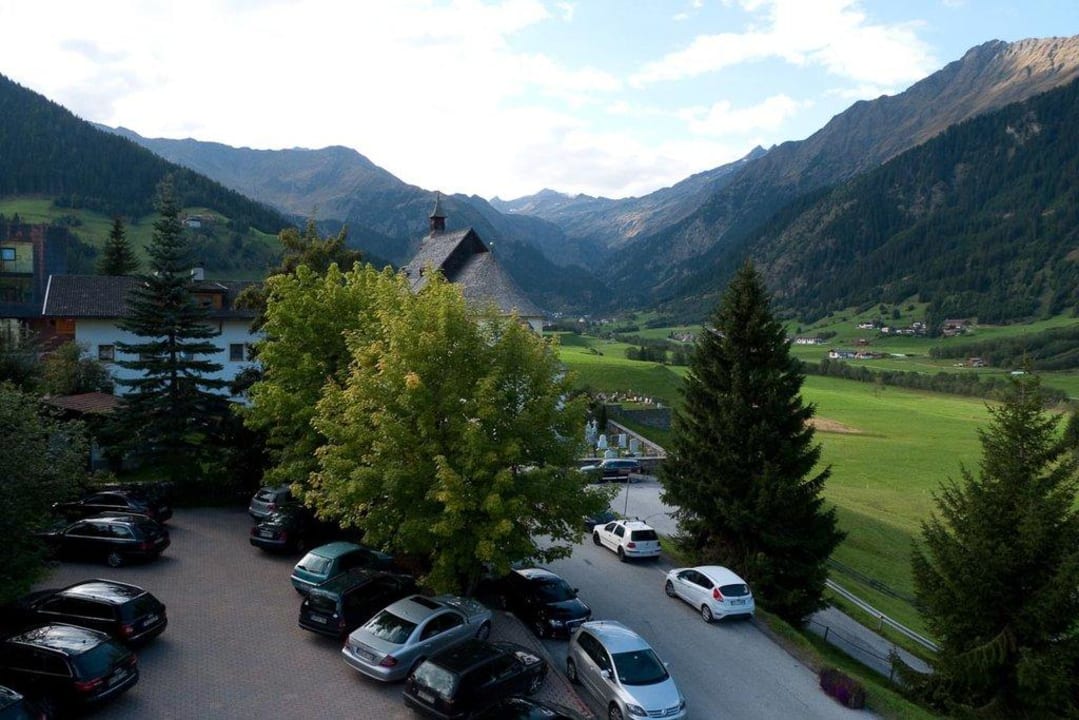 Ridnauntal; Blick v. Hotel zum Talschluß Sonklarhof