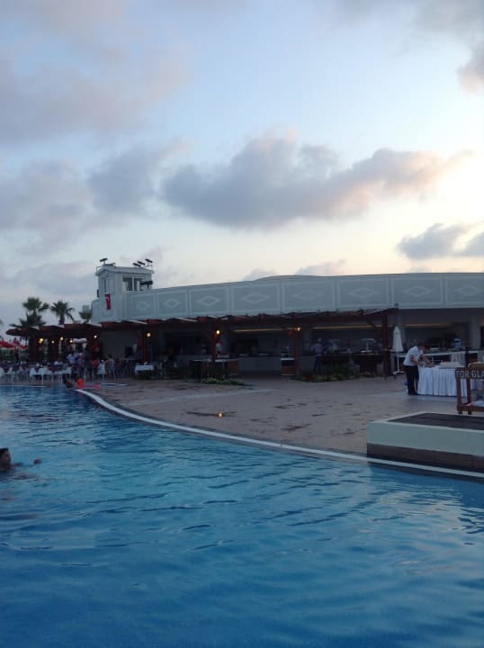 Großer Pool Kirman Belazur Resort & Spa