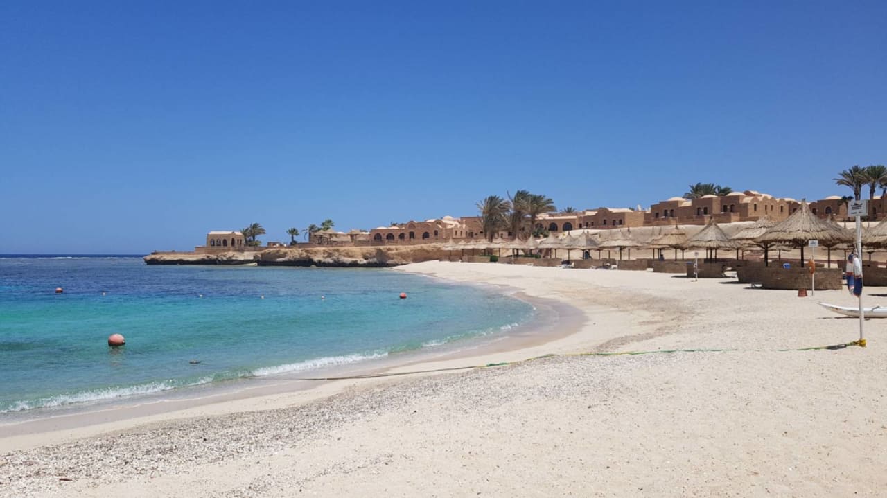 Strand Mövenpick Resort El Quseir