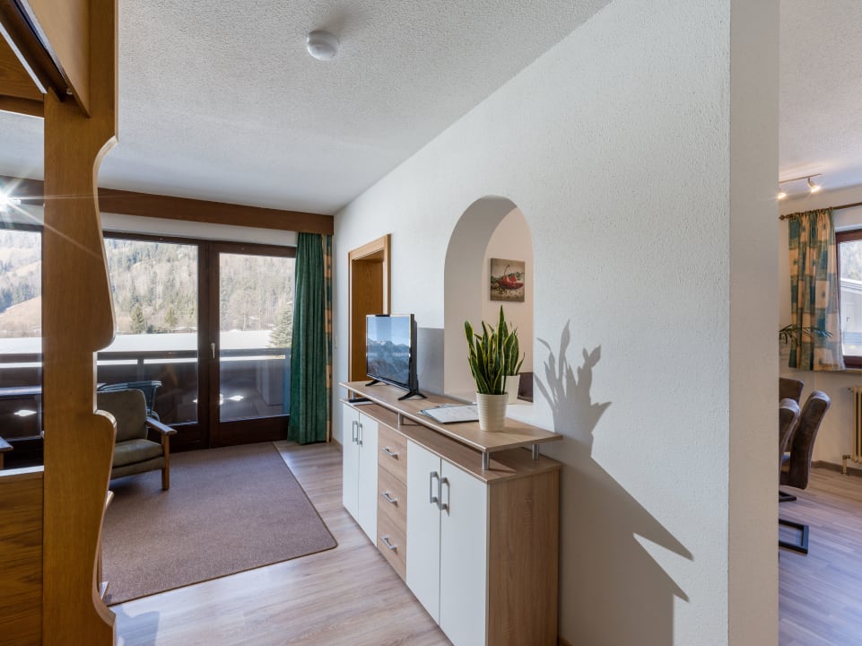 Zimmer Appartementhaus Montana