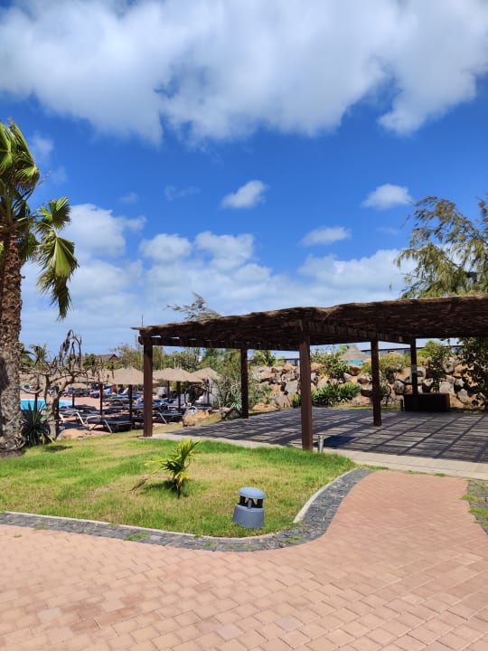 Pool Meliá Laguna Beach