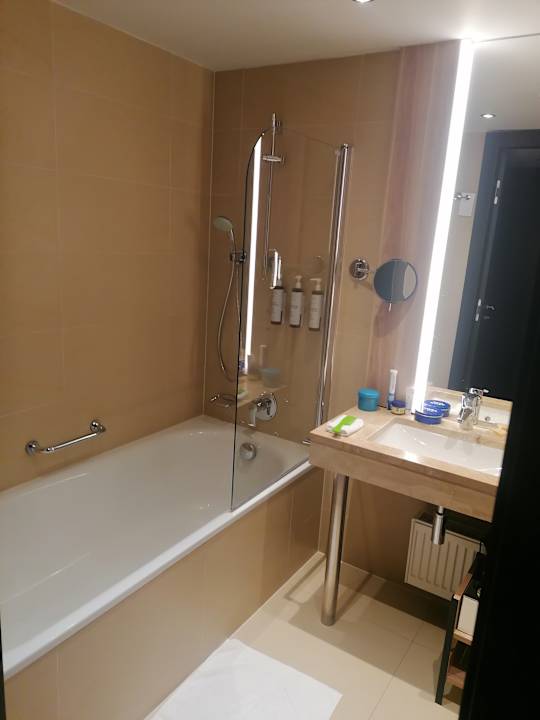 Zimmer AC Hotel by Marriott Bratislava Old Town