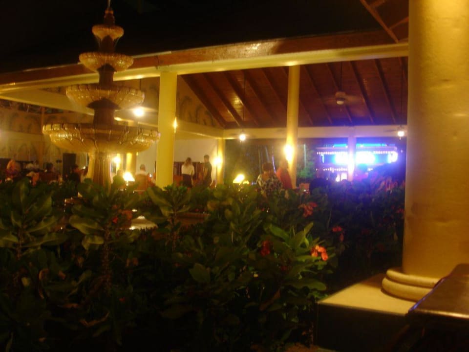 Abends in der Lobby Hotel Grand Palladium Palace Resort, Spa & Casino